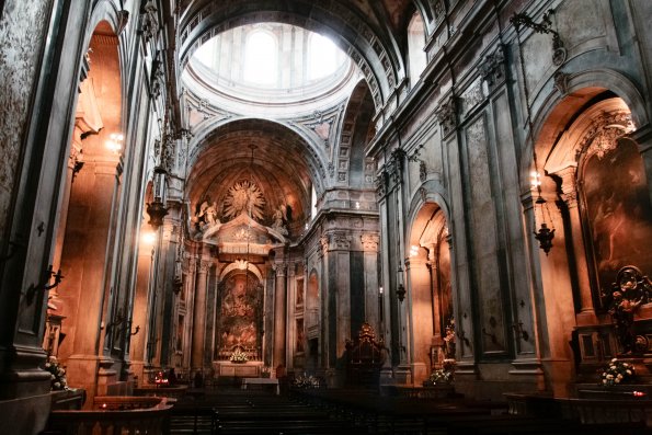 Basilique Da Estrela